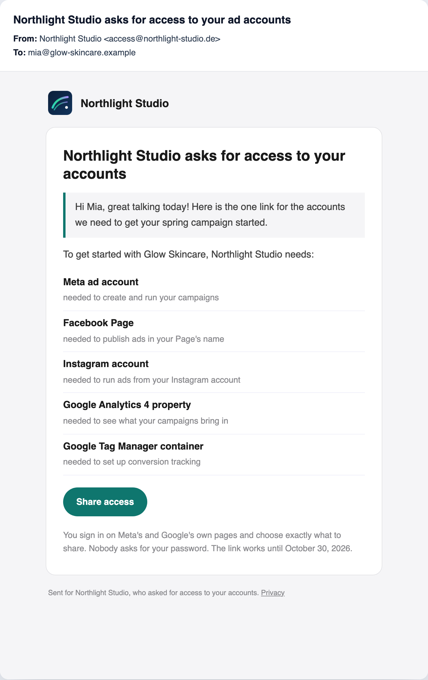 The invitation email from Northlight Studio, sent from access@northlight-studio.de, with its logo, the accounts it needs and a Share access button in its color